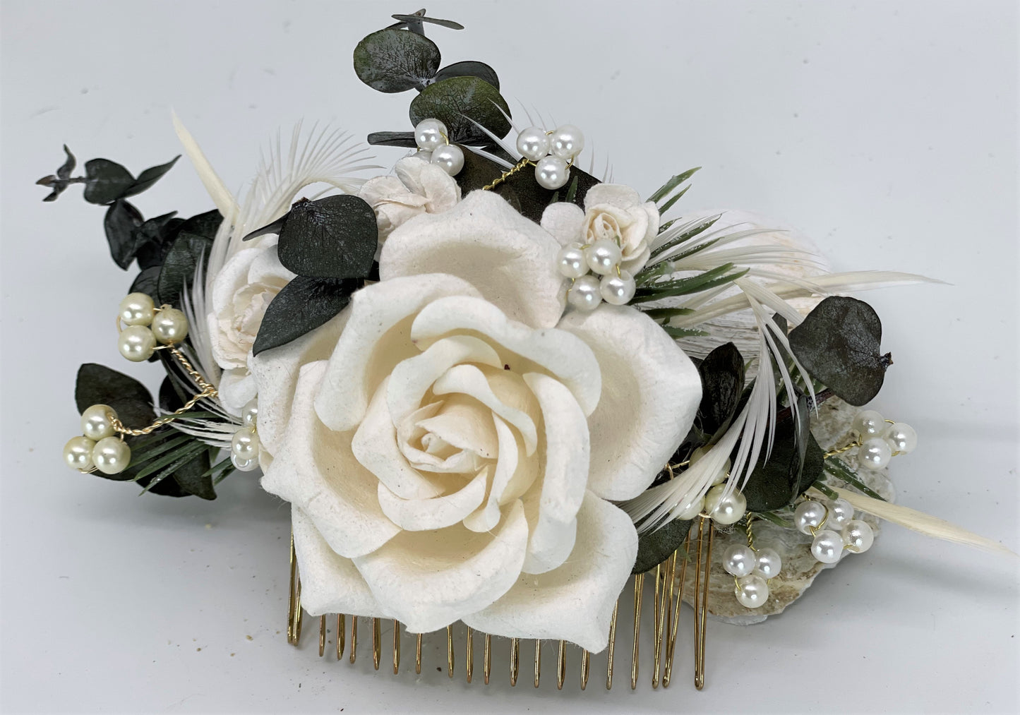 Intension setting snow white floral hair accessory