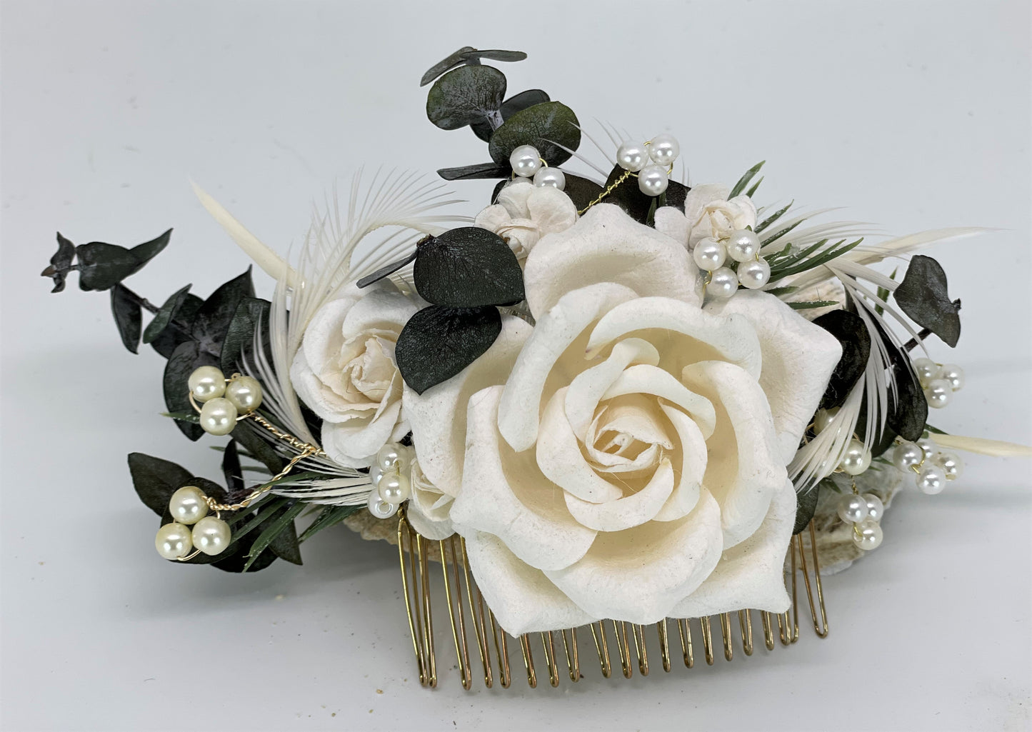 Intension setting snow white floral hair accessory