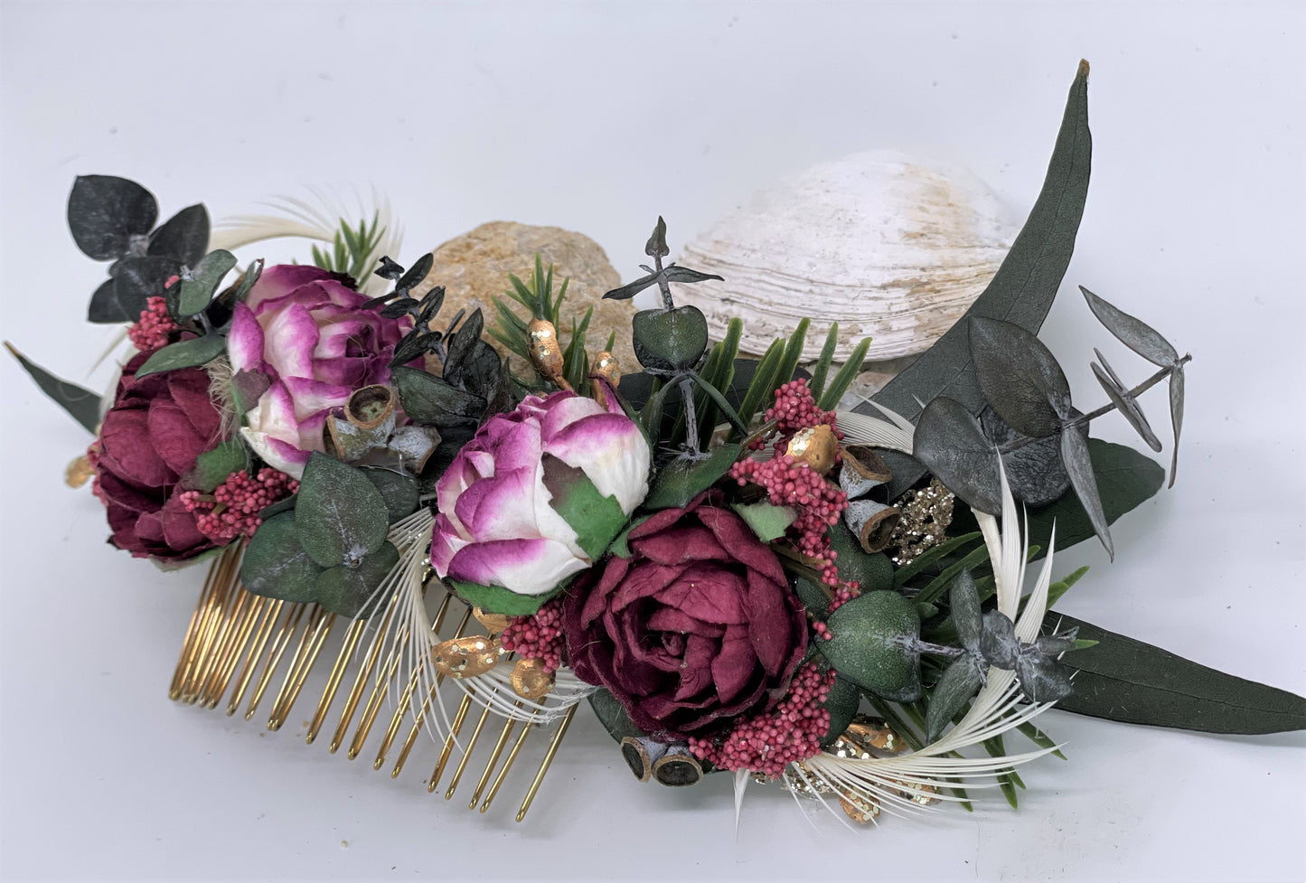Intension setting burgundy queen floral hair accessory